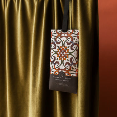 Santal Tonka Scented Sachet