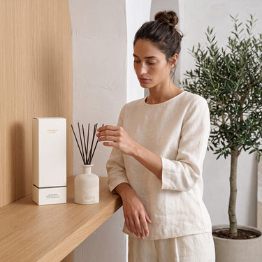 Hajjar Blanc Fragrance Diffuser (250ml)